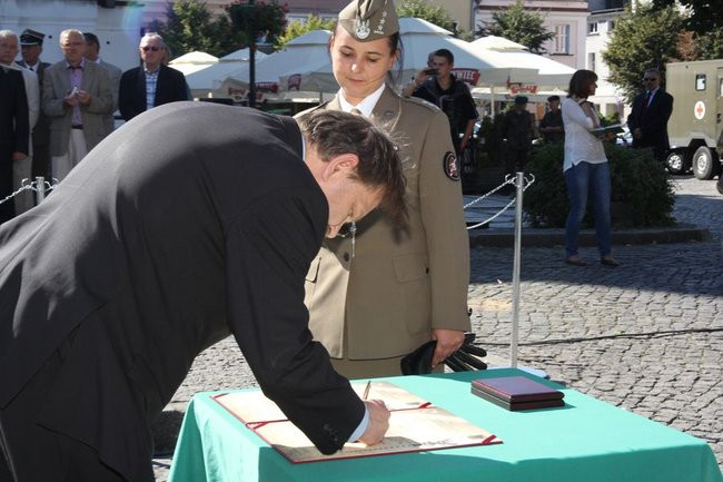 60 lat robią mapy, w piątek dostali sztandar (zdjęcia)