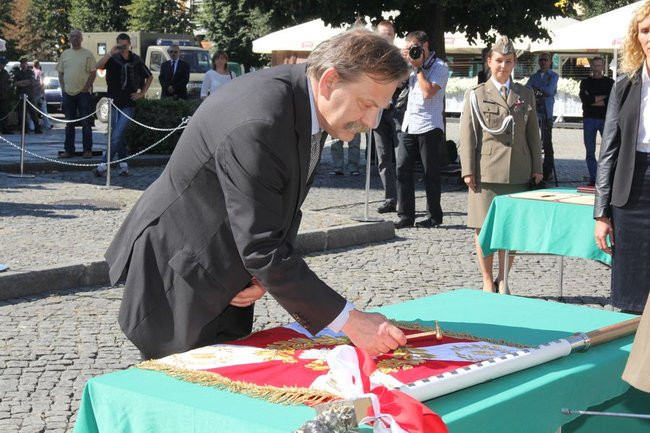 60 lat robią mapy, w piątek dostali sztandar (zdjęcia)