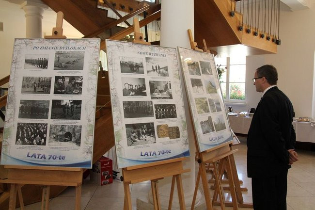 60 lat robią mapy, w piątek dostali sztandar (zdjęcia)