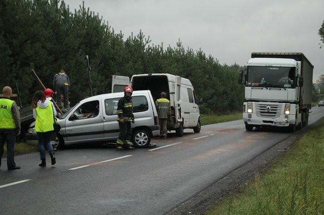 Jedna osoba ciężko ranna (zdjęcia)