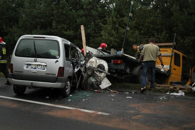 Jedna osoba ciężko ranna (zdjęcia)