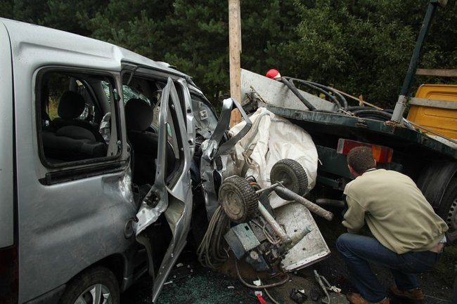 Jedna osoba ciężko ranna (zdjęcia)