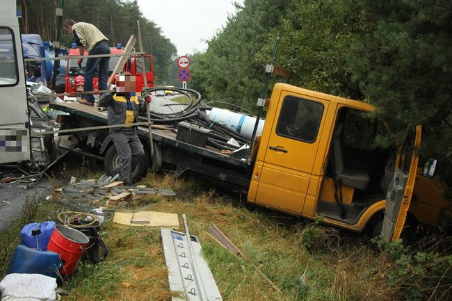 Jedna osoba ciężko ranna (zdjęcia)