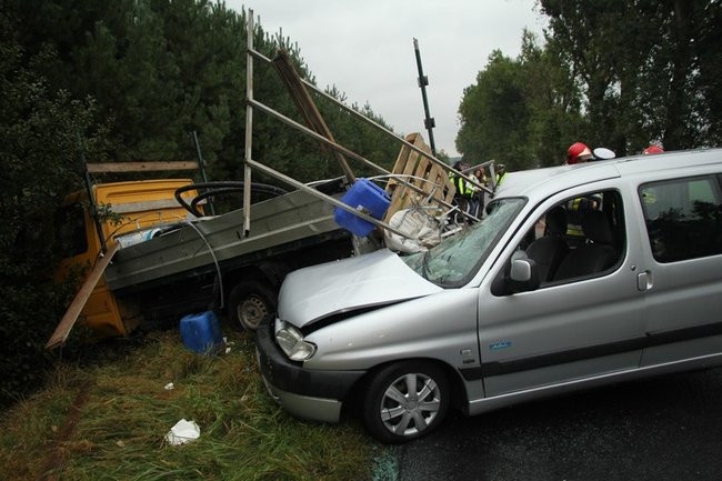 Jedna osoba ciężko ranna (zdjęcia)