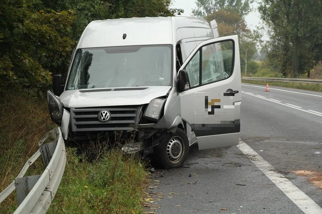 Trzy osoby ranne w wypadku koło Radomicka (zdjęcia, wideo i dźwięk)