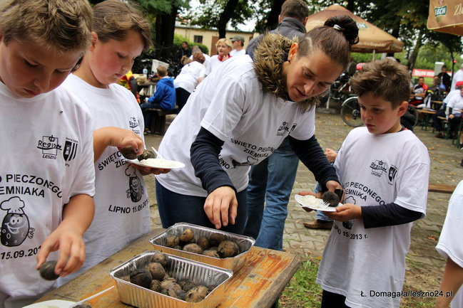 Rowerzyści opanowali park w Lipnie (dźwięk i zdjęcia)