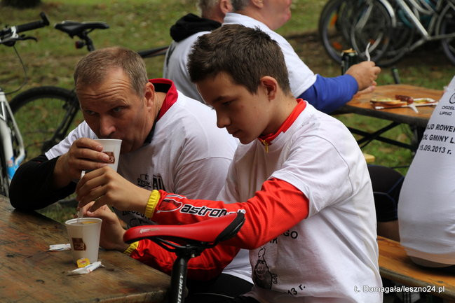 Rowerzyści opanowali park w Lipnie (dźwięk i zdjęcia)