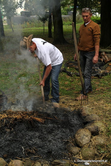 Rowerzyści opanowali park w Lipnie (dźwięk i zdjęcia)