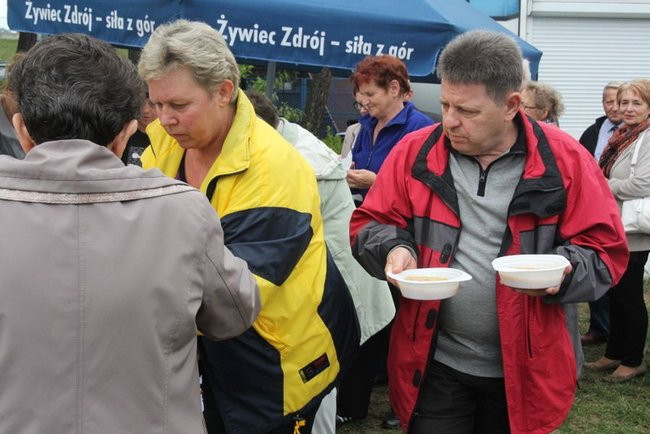 Seniorzy strzelali i rzucali granatami (zdjęcia)