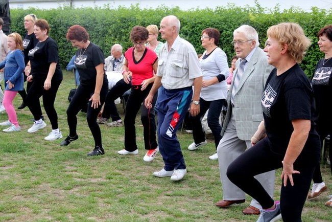 Seniorzy strzelali i rzucali granatami (zdjęcia)