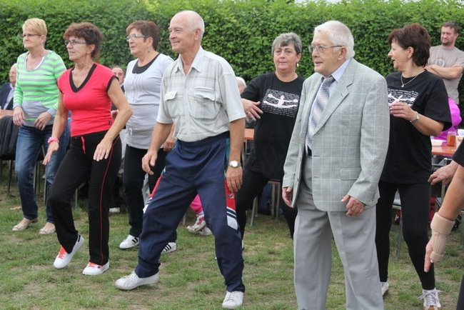 Seniorzy strzelali i rzucali granatami (zdjęcia)