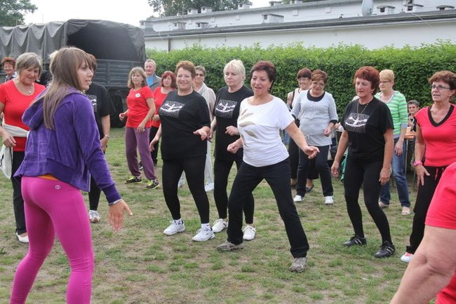 Seniorzy strzelali i rzucali granatami (zdjęcia)