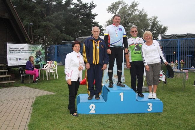 Seniorzy strzelali i rzucali granatami (zdjęcia)