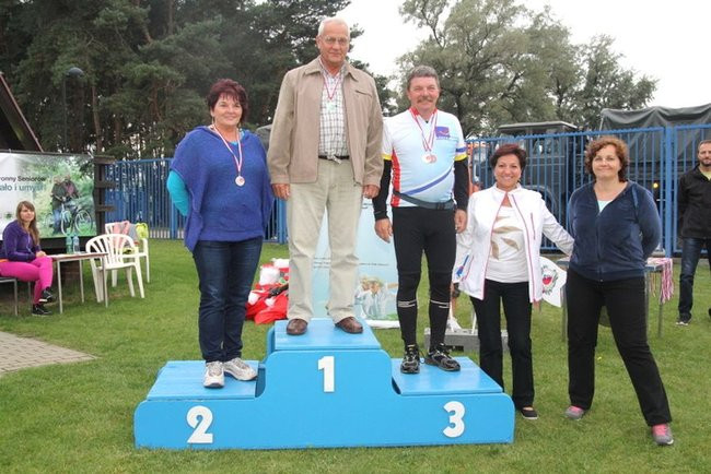 Seniorzy strzelali i rzucali granatami (zdjęcia)