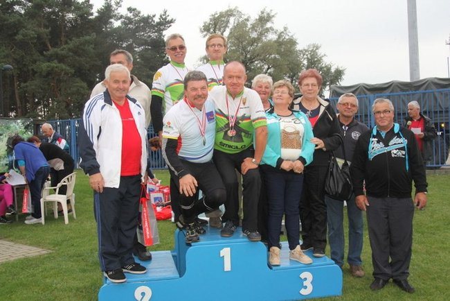 Seniorzy strzelali i rzucali granatami (zdjęcia)