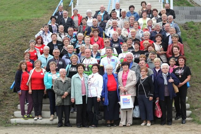 Seniorzy strzelali i rzucali granatami (zdjęcia)