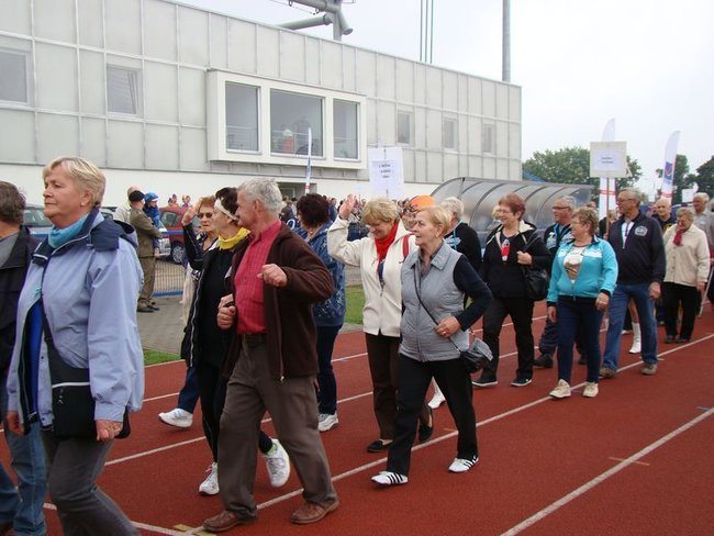 Seniorzy strzelali i rzucali granatami (zdjęcia)