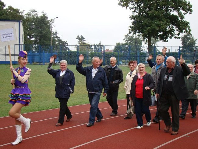 Seniorzy strzelali i rzucali granatami (zdjęcia)