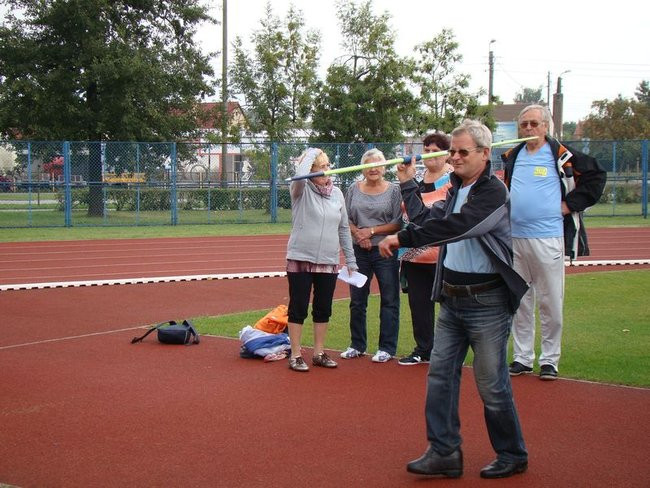 Seniorzy strzelali i rzucali granatami (zdjęcia)