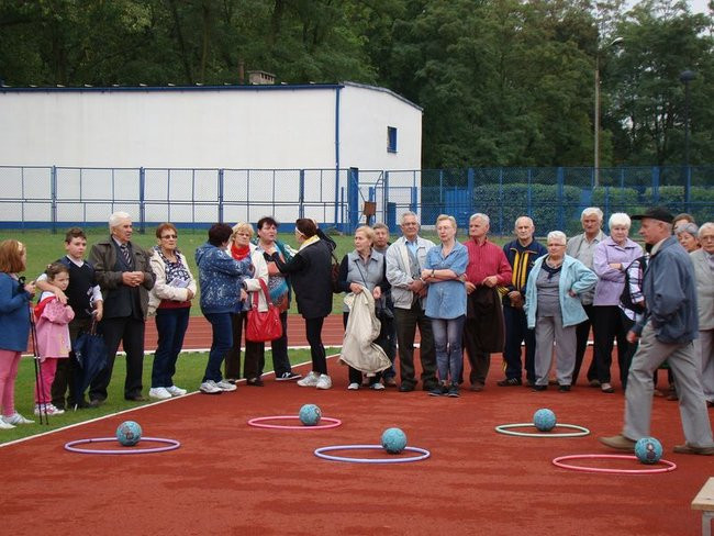 Seniorzy strzelali i rzucali granatami (zdjęcia)