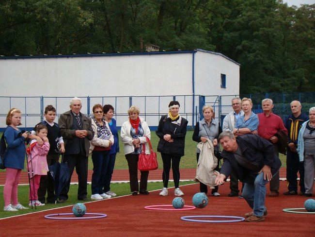 Seniorzy strzelali i rzucali granatami (zdjęcia)