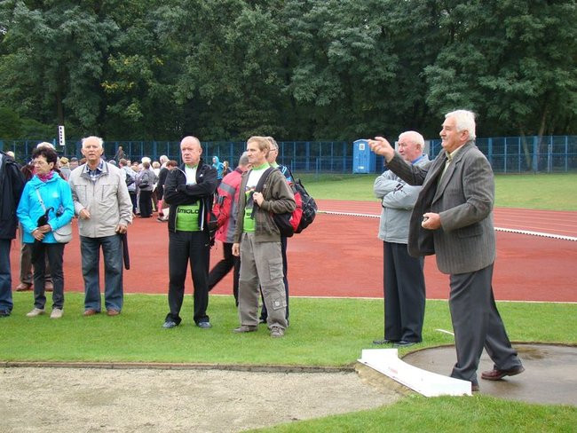 Seniorzy strzelali i rzucali granatami (zdjęcia)