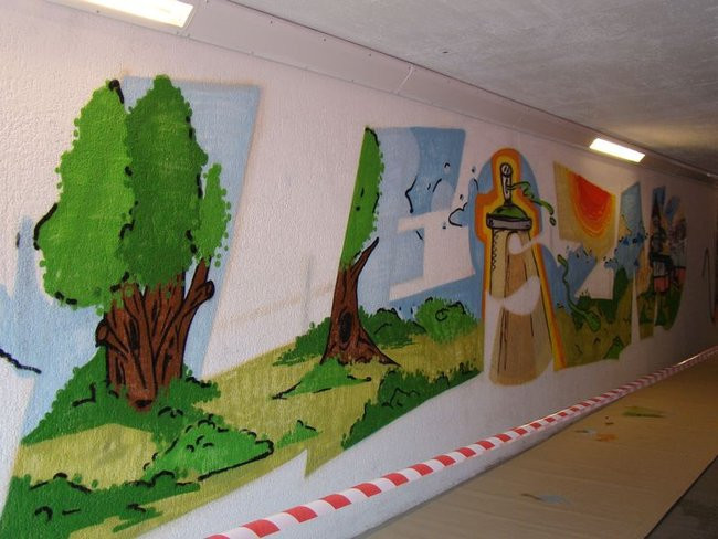 Graficiarze pomalowali przejście podziemne (zdjęcia)