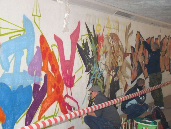 Graficiarze pomalowali przejście podziemne (zdjęcia)