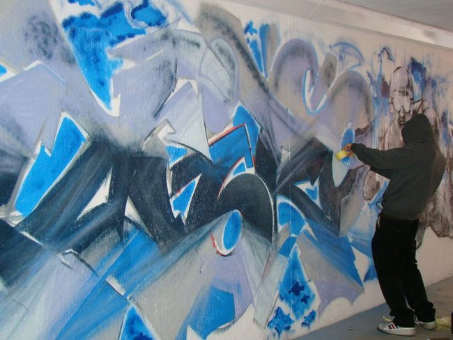 Graficiarze pomalowali przejście podziemne (zdjęcia)