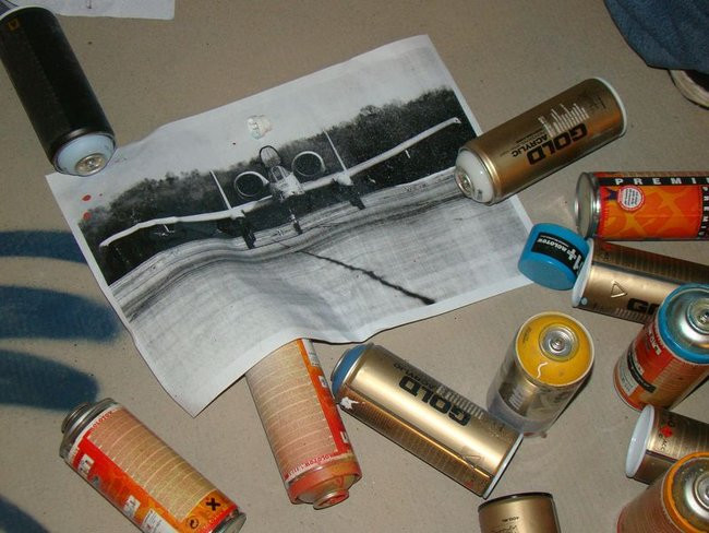 Graficiarze pomalowali przejście podziemne (zdjęcia)