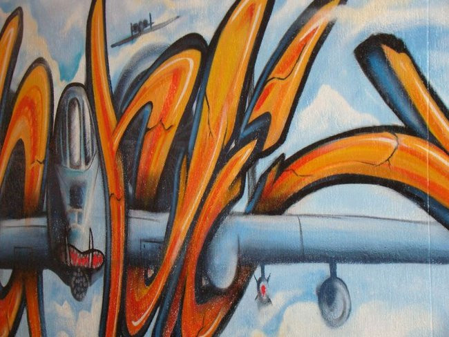 Graficiarze pomalowali przejście podziemne (zdjęcia)