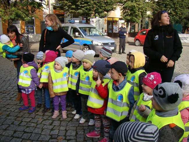 Przedszkolaki opanowały rynek (dużo zdjęć)