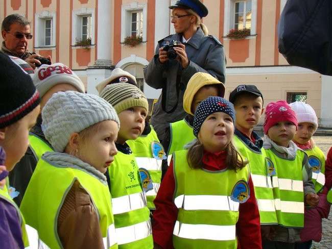 Przedszkolaki opanowały rynek (dużo zdjęć)