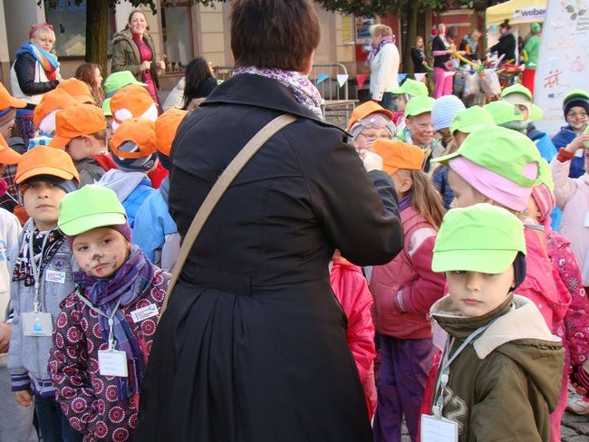 Przedszkolaki opanowały rynek (dużo zdjęć)
