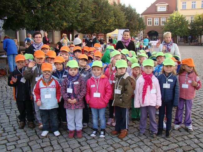 Przedszkolaki opanowały rynek (dużo zdjęć)