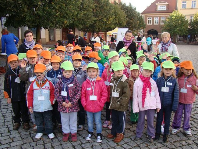 Przedszkolaki opanowały rynek (dużo zdjęć)