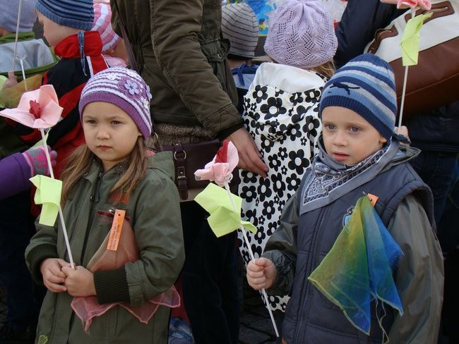 Przedszkolaki opanowały rynek (dużo zdjęć)