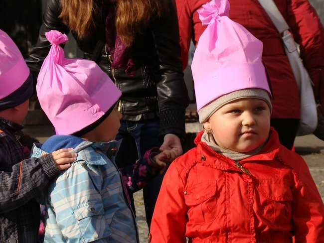 Przedszkolaki opanowały rynek (dużo zdjęć)
