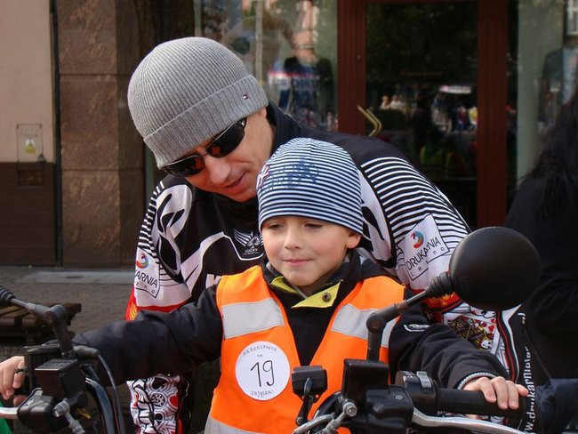 Przedszkolaki opanowały rynek (dużo zdjęć)