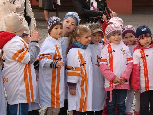 Przedszkolaki opanowały rynek (dużo zdjęć)