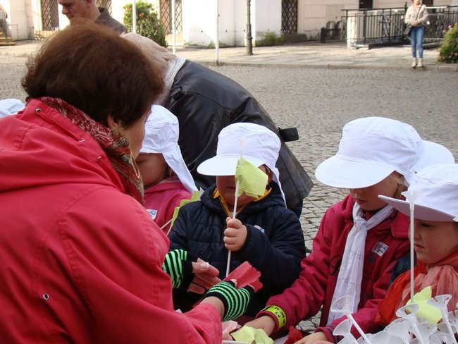 Przedszkolaki opanowały rynek (dużo zdjęć)