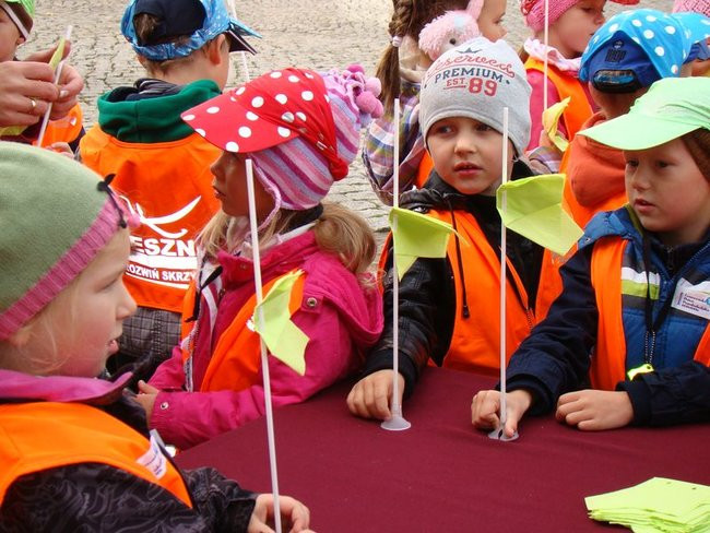 Przedszkolaki opanowały rynek (dużo zdjęć)