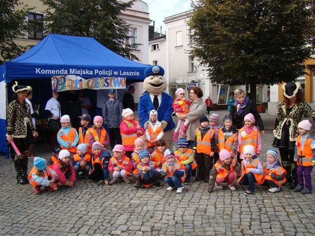 Przedszkolaki opanowały rynek (dużo zdjęć)