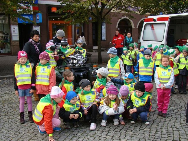 Przedszkolaki opanowały rynek (dużo zdjęć)