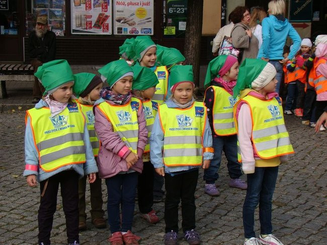 Przedszkolaki opanowały rynek (dużo zdjęć)