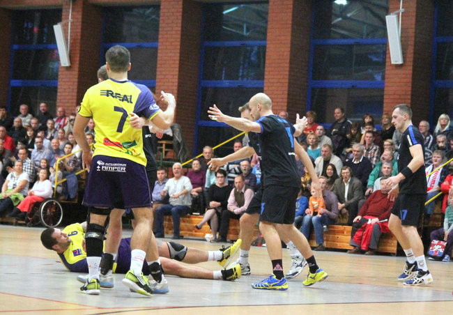 Jednostronne derby (zdjęcia)