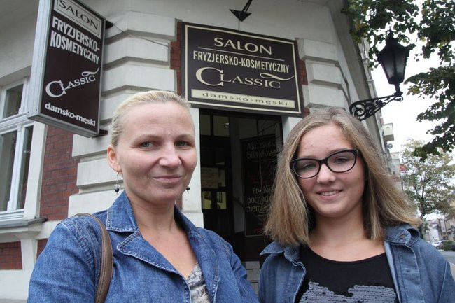 Oddają włosy dla chorych na raka (zdjęcia)