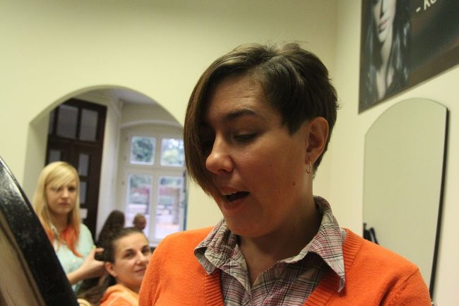 Oddają włosy dla chorych na raka (zdjęcia)