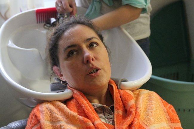 Oddają włosy dla chorych na raka (zdjęcia)