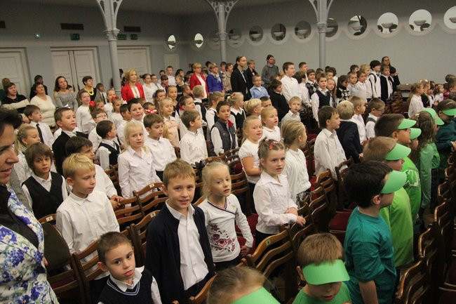 Szkoła Podstawowa nr 10 ma 45 lat (zdjęcia)